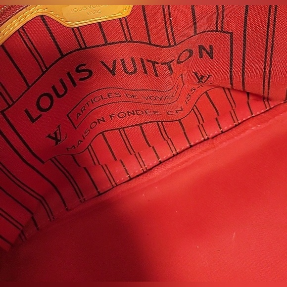 AUTHENTIC Louis Vuitton Neverfull MM - Picture 6 of 15